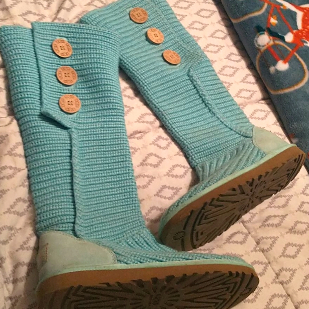 Light Baby blue Knit Uggs